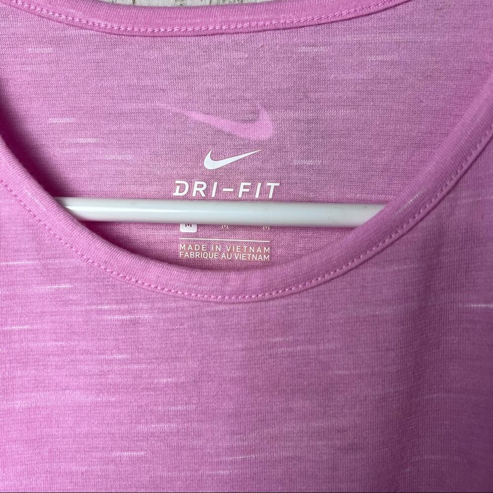 Nike Womens Sporty Athletic Crew Neck Sleeveless Workout Top Sz M NWT - Picture 4 of 11